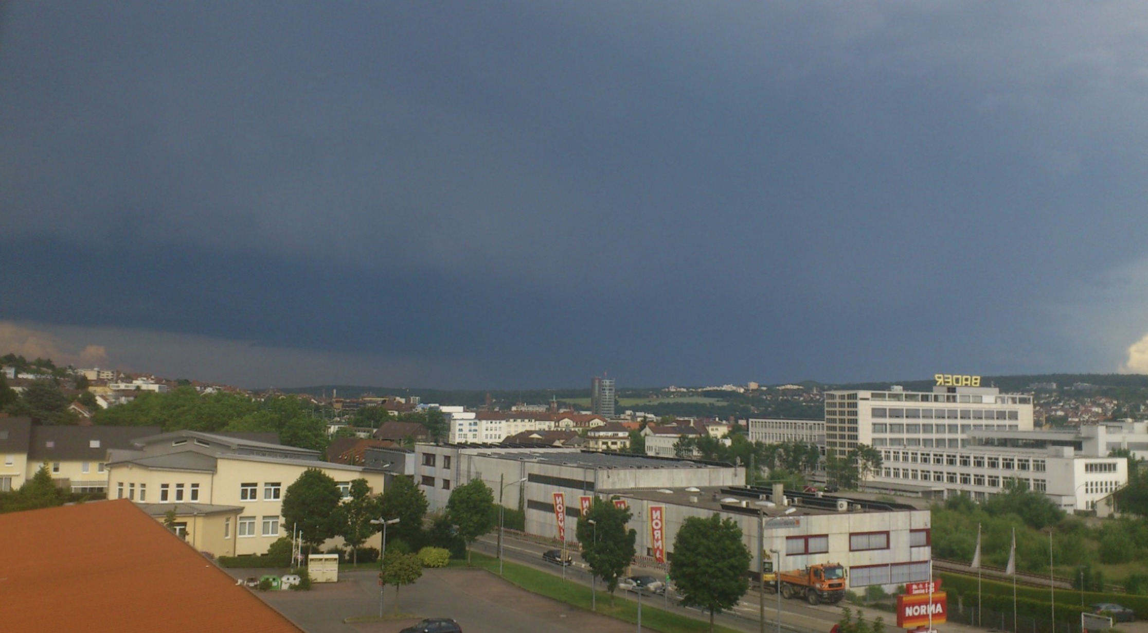 Gewitterzelle über Pforzheim, aufgenommen von Maihälden